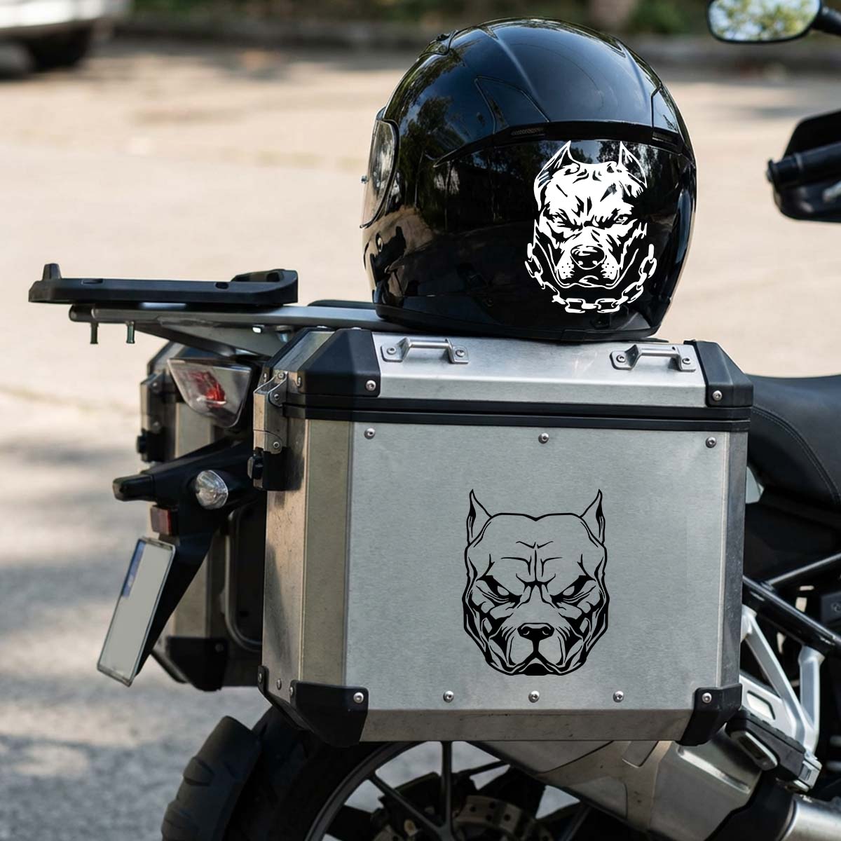مجموعة من ملصقين متعددي الألوا - مراجعة Motorcycle Gear For Dogs وسعره